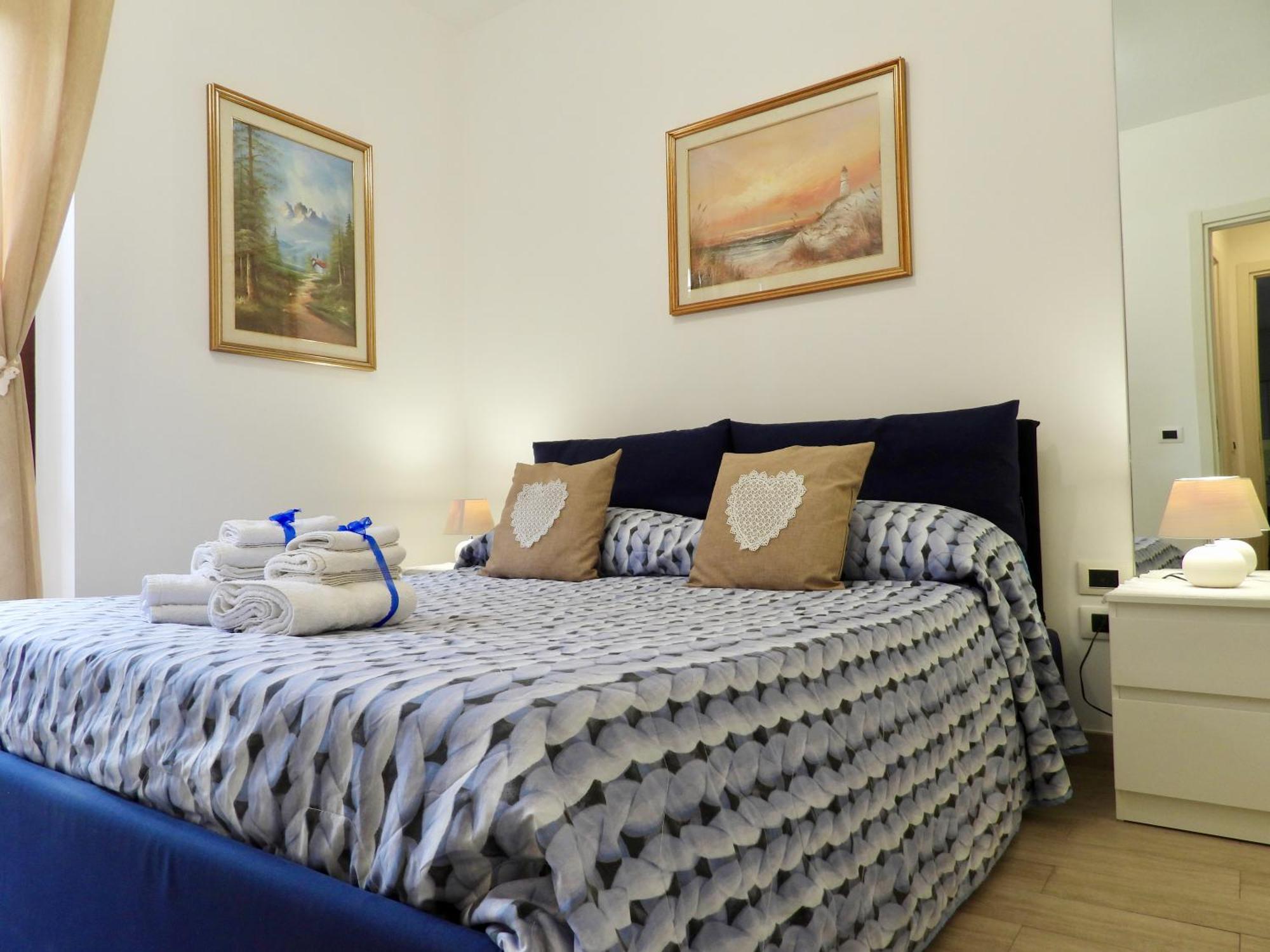 A Casa Di Eli Apartment Palermo Bagian luar foto
