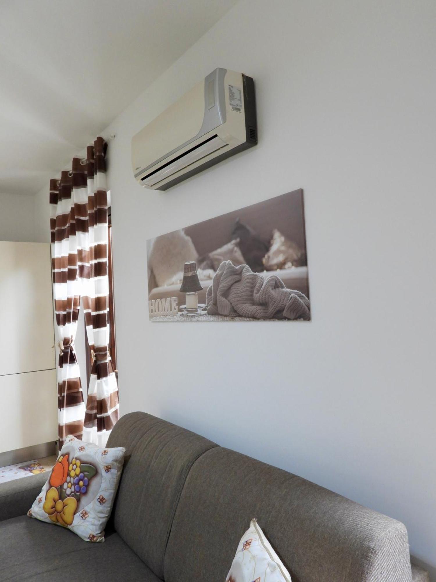 A Casa Di Eli Apartment Palermo Bagian luar foto