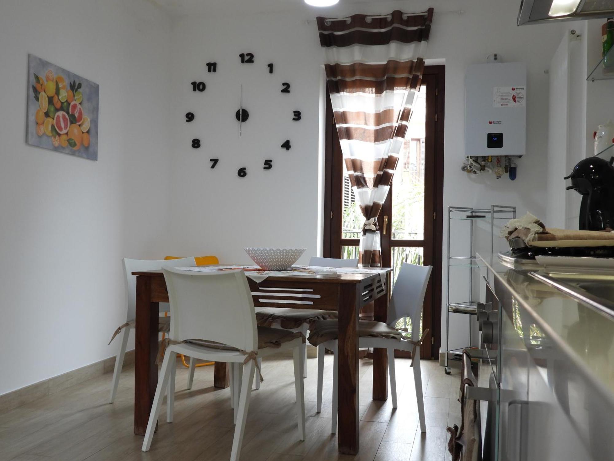A Casa Di Eli Apartment Palermo Bagian luar foto